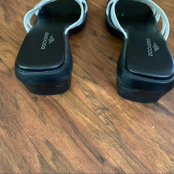 Dockers Sandals Size 7.5 - Picture 8 of 11